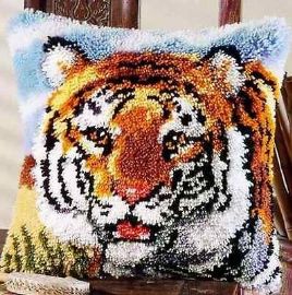 Vervaco Latch Hook Cushion Kit Tigers 25603529