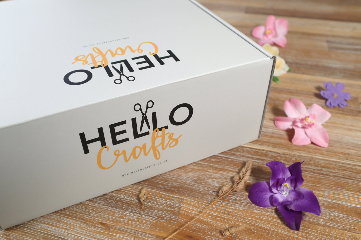 Hello Artisan Box - Ivy Wreath