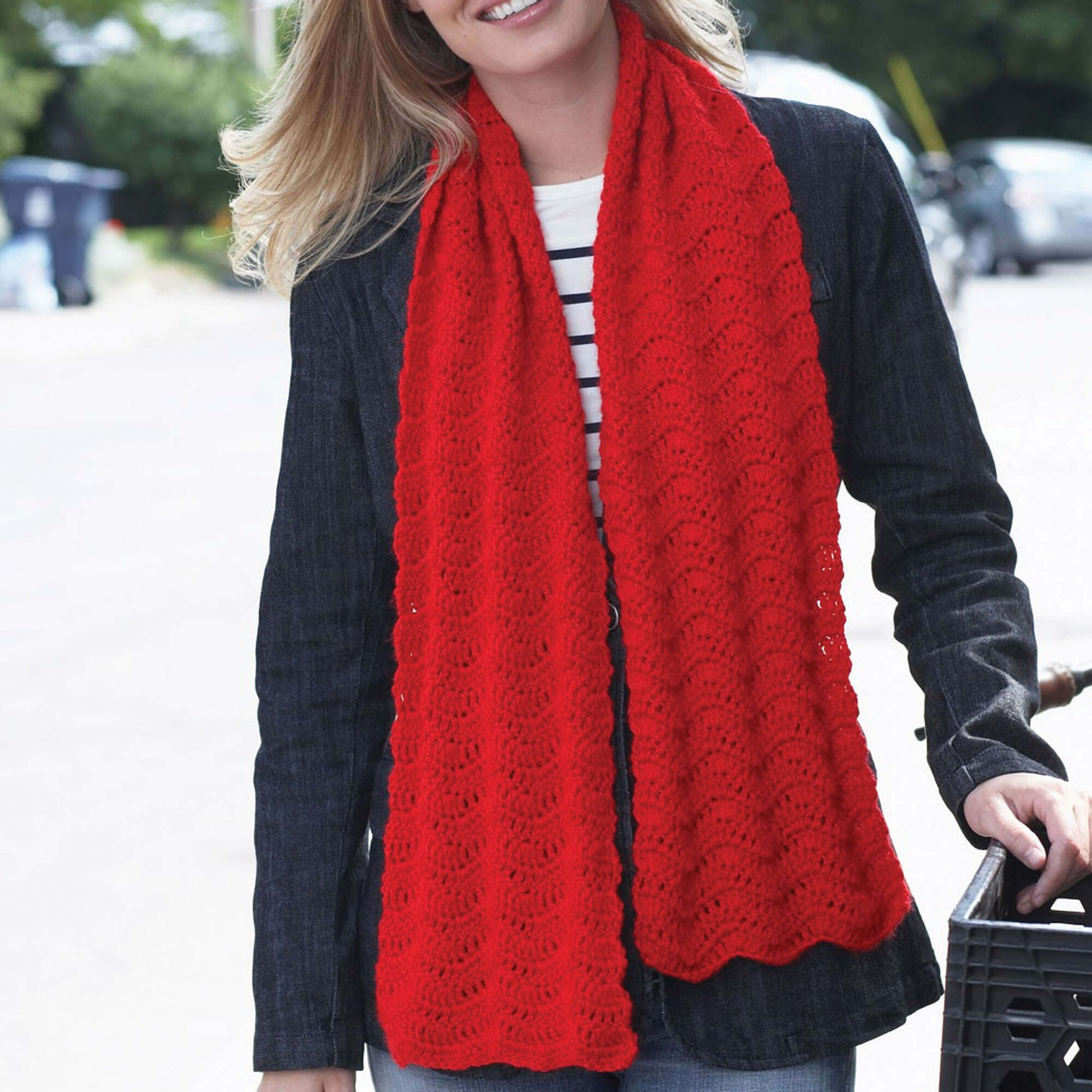 Bernat Crochet Red Friday Scarf (Digital Download)