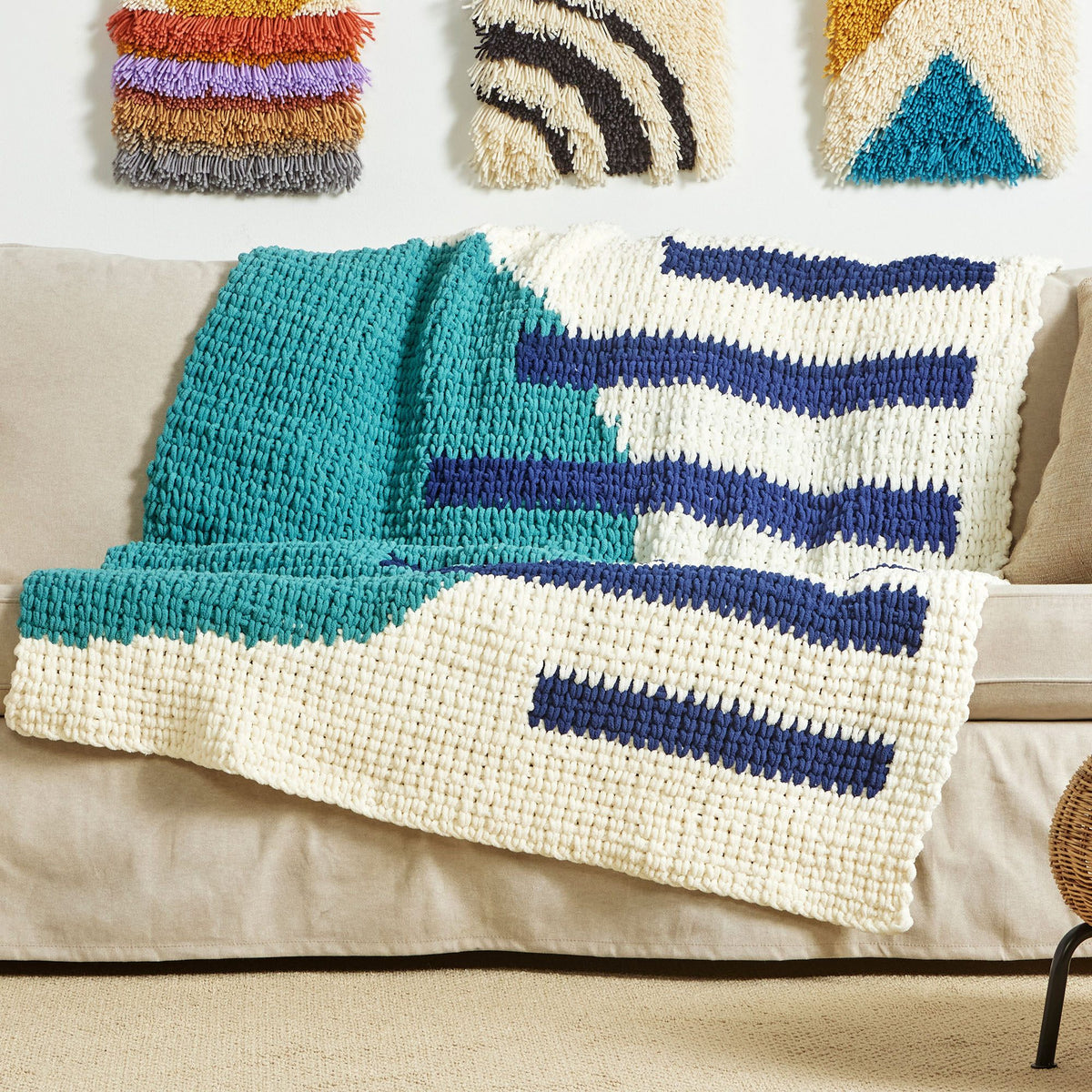 Bernat Crochet Intarsia Circle Blanket (Digital Download)