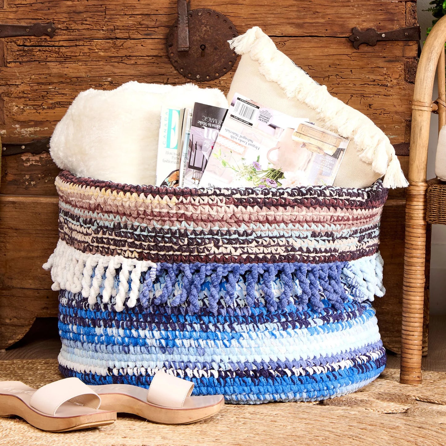 CROCHET PATTERN DOWNLOAD - Free Bernat Scrappy Colors Crochet Basket Pattern