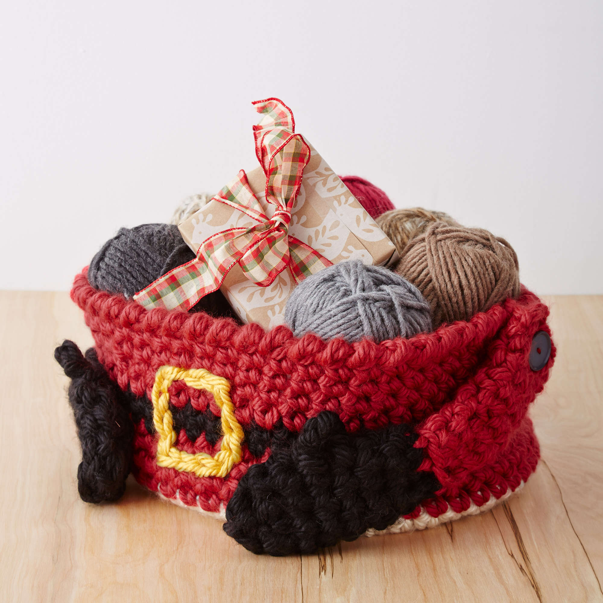 Bernat Santa's Gift Basket (Digital Download)