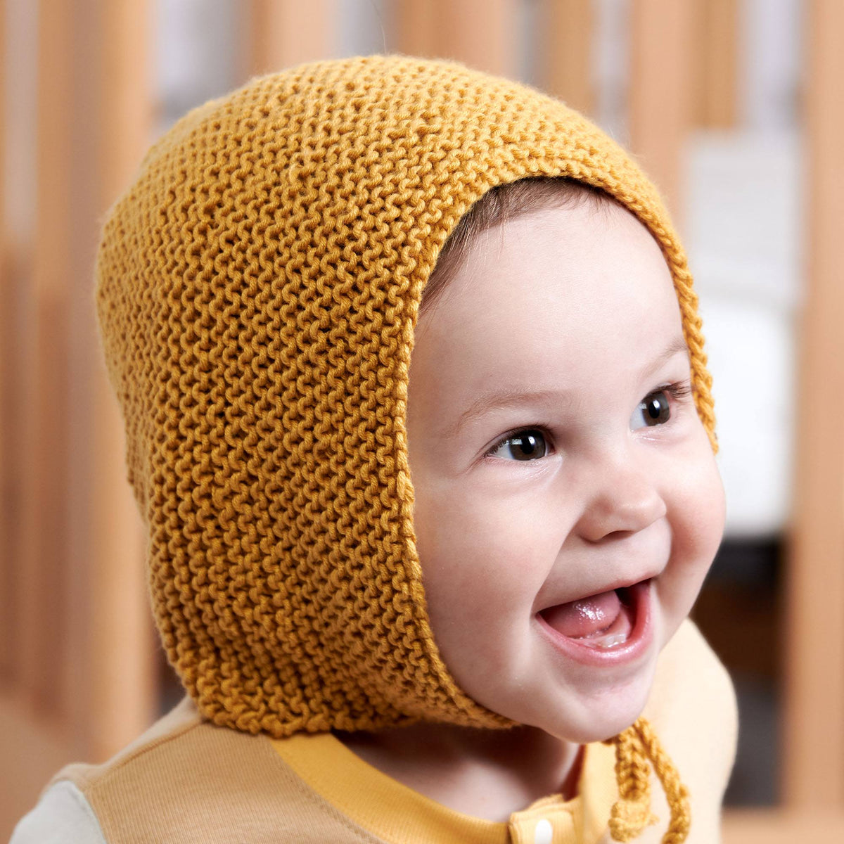 Bernat Beginner Knit Baby Bonnet (Digital Download)