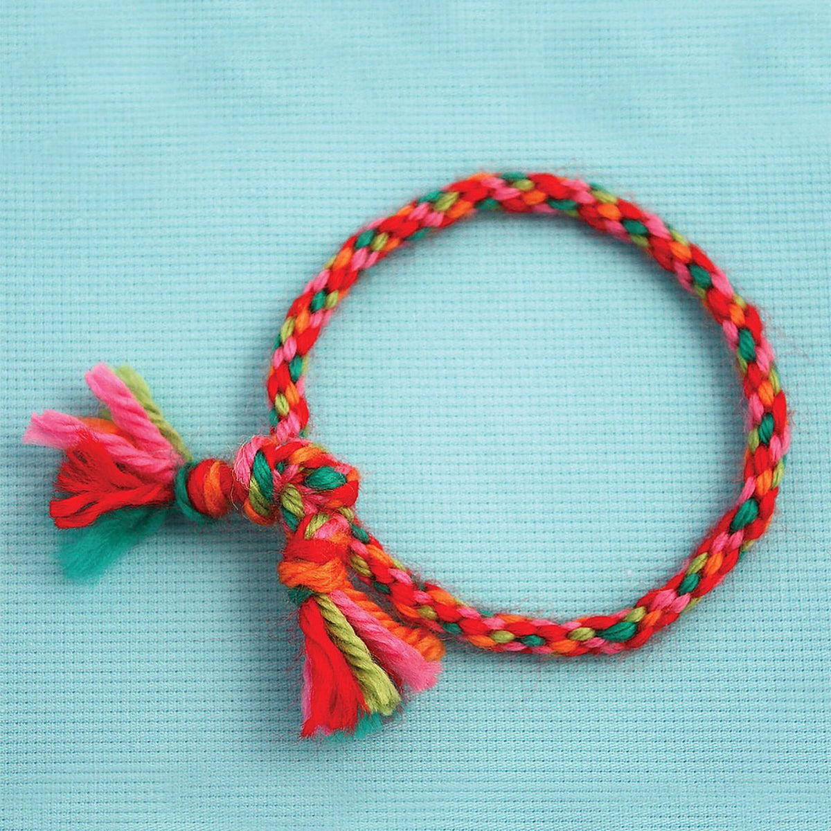 Bernat Kumihimo Friendship Bracelet (Digital Download)