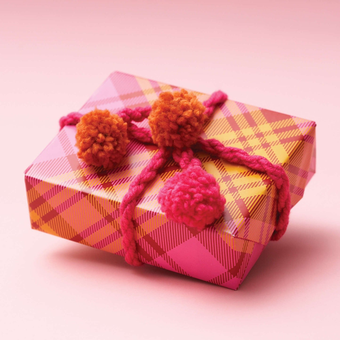 Bernat Craft Pompom Gift Decoration (Digital Download)