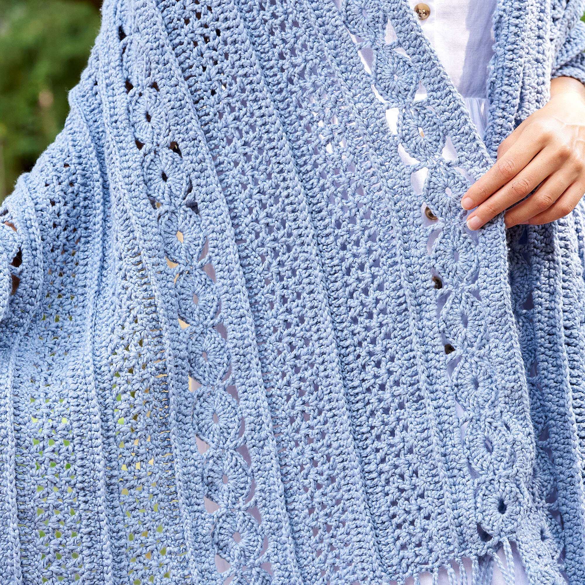 Caron Circle Line Shawl (Digital Download)