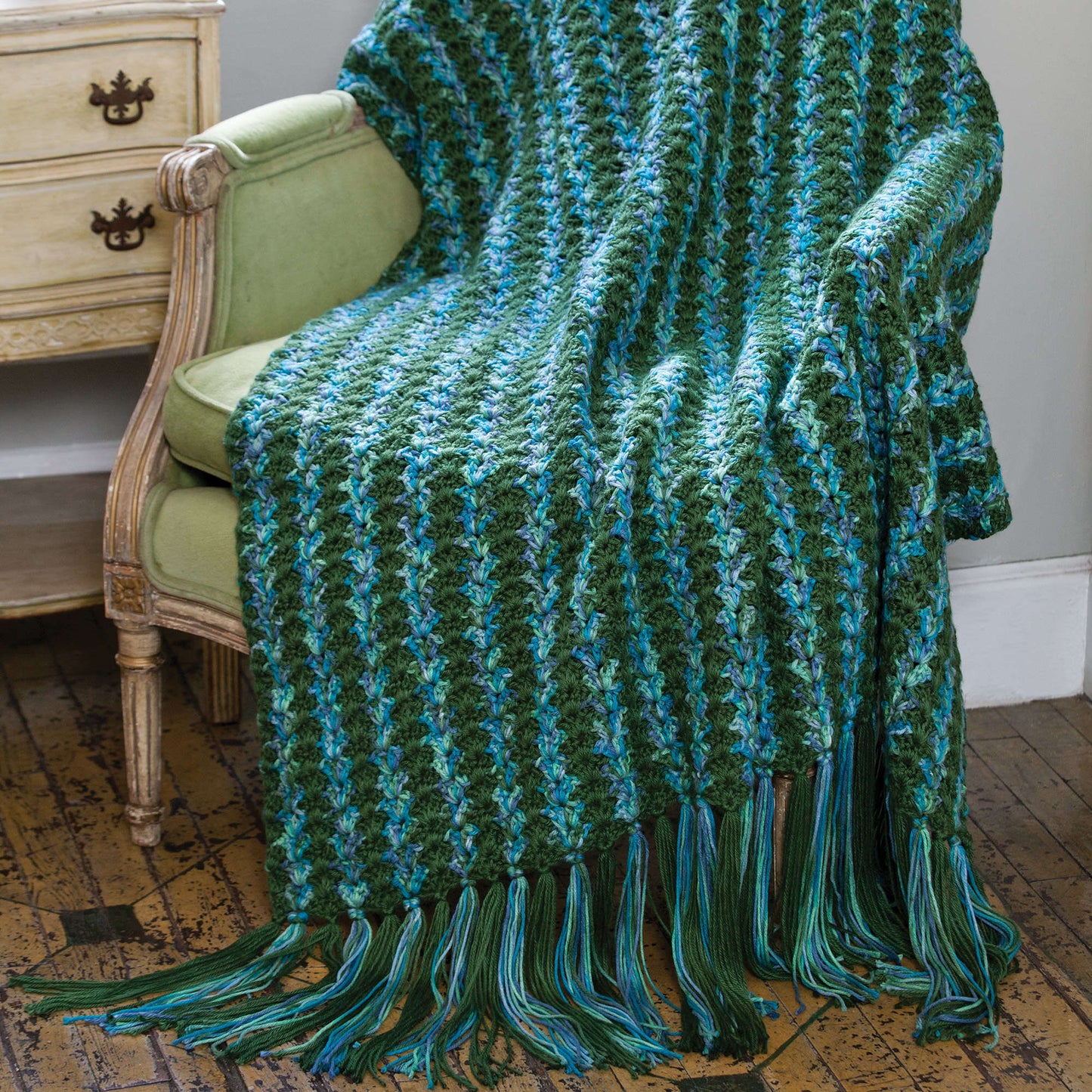 Caron Crochet Stately Columns Throw (Digital Download)