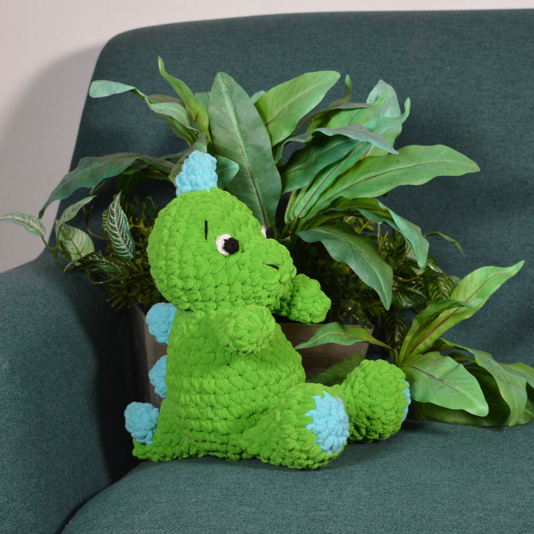 Stan Can - Dinosaur - Shaun T-Rex | Amigurumi Crochet Kit