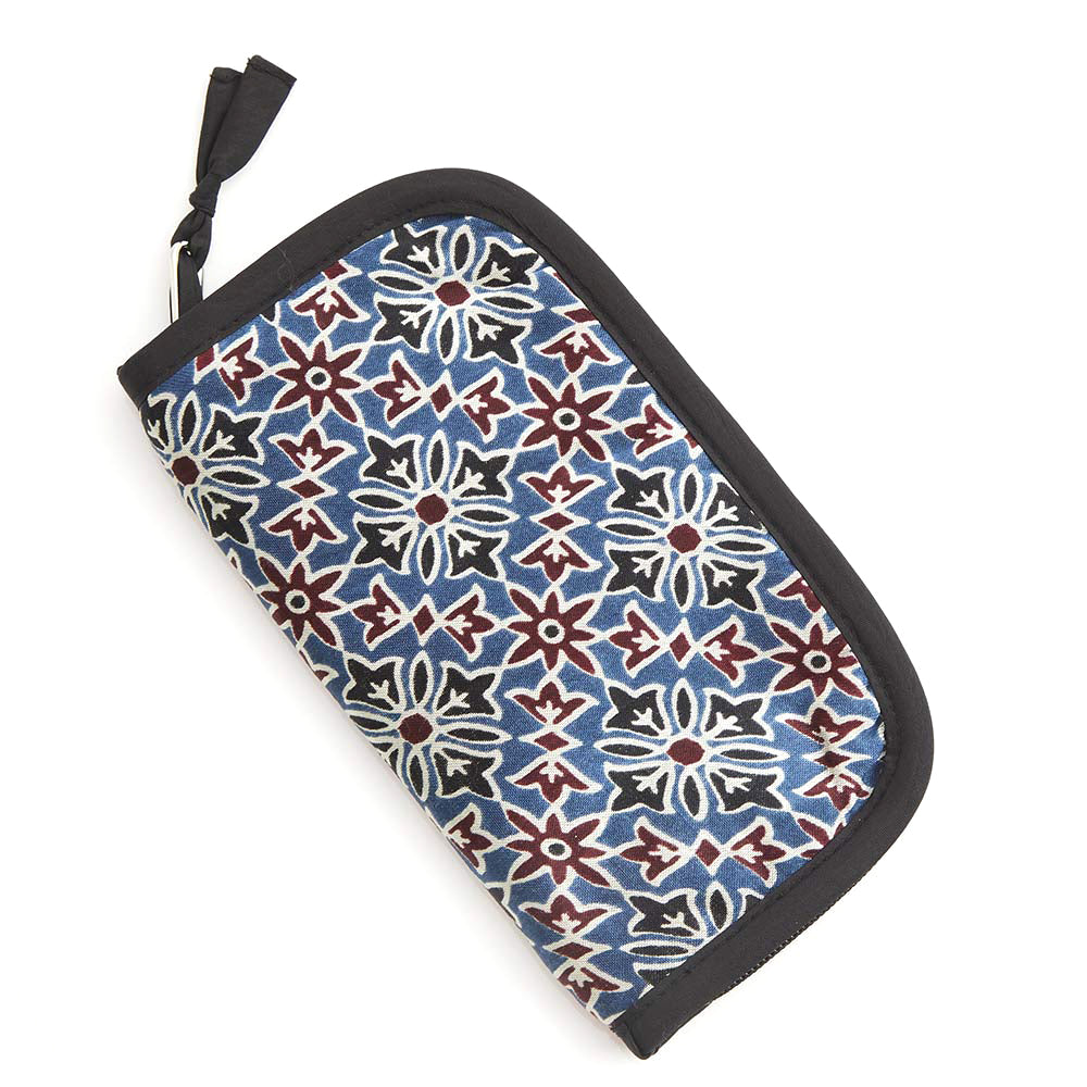 Lantern Moon: Accessories Case: Knit-Aid: Ajrak