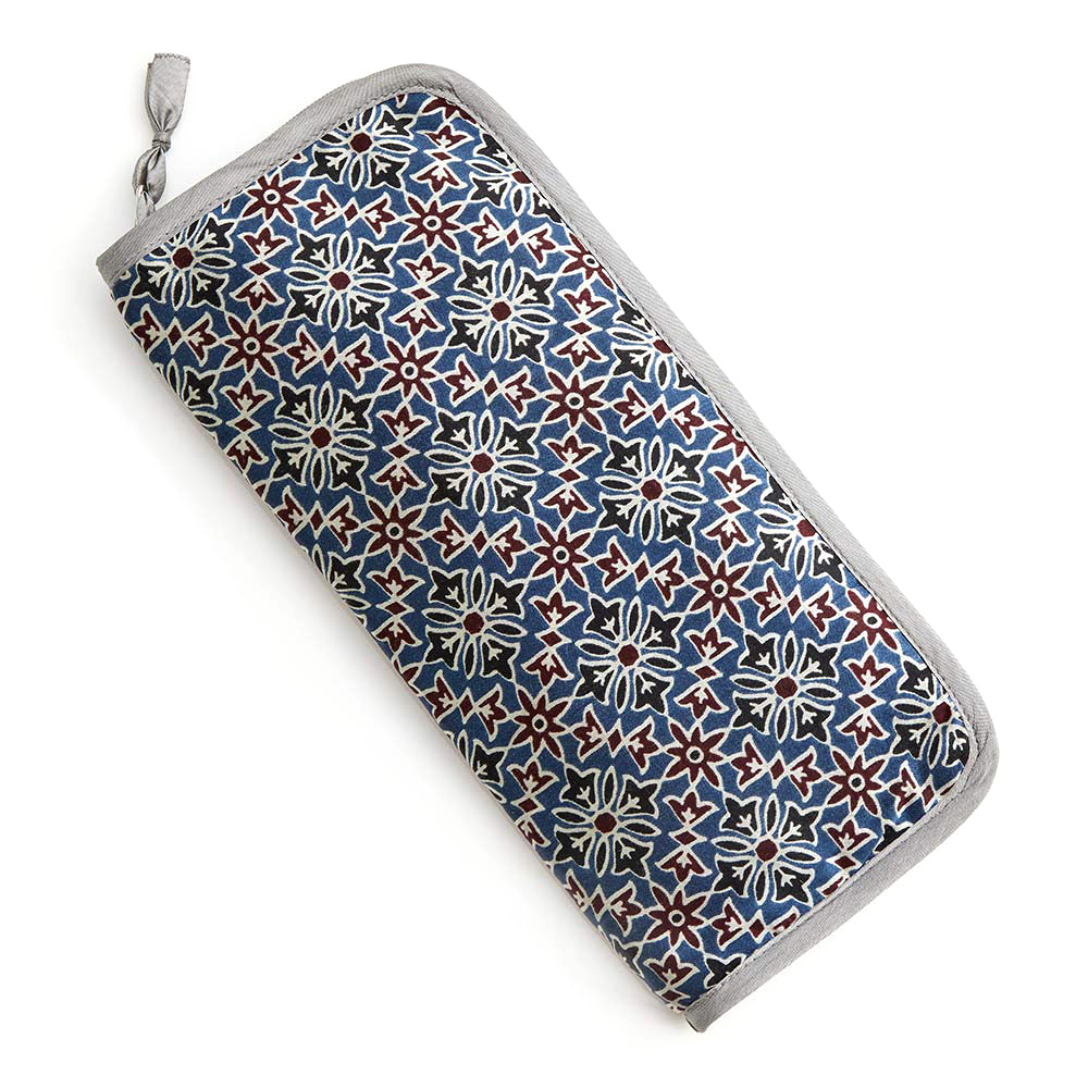 Lantern Moon: Needle Case: Circular: Fixed: Empty: Ajrak