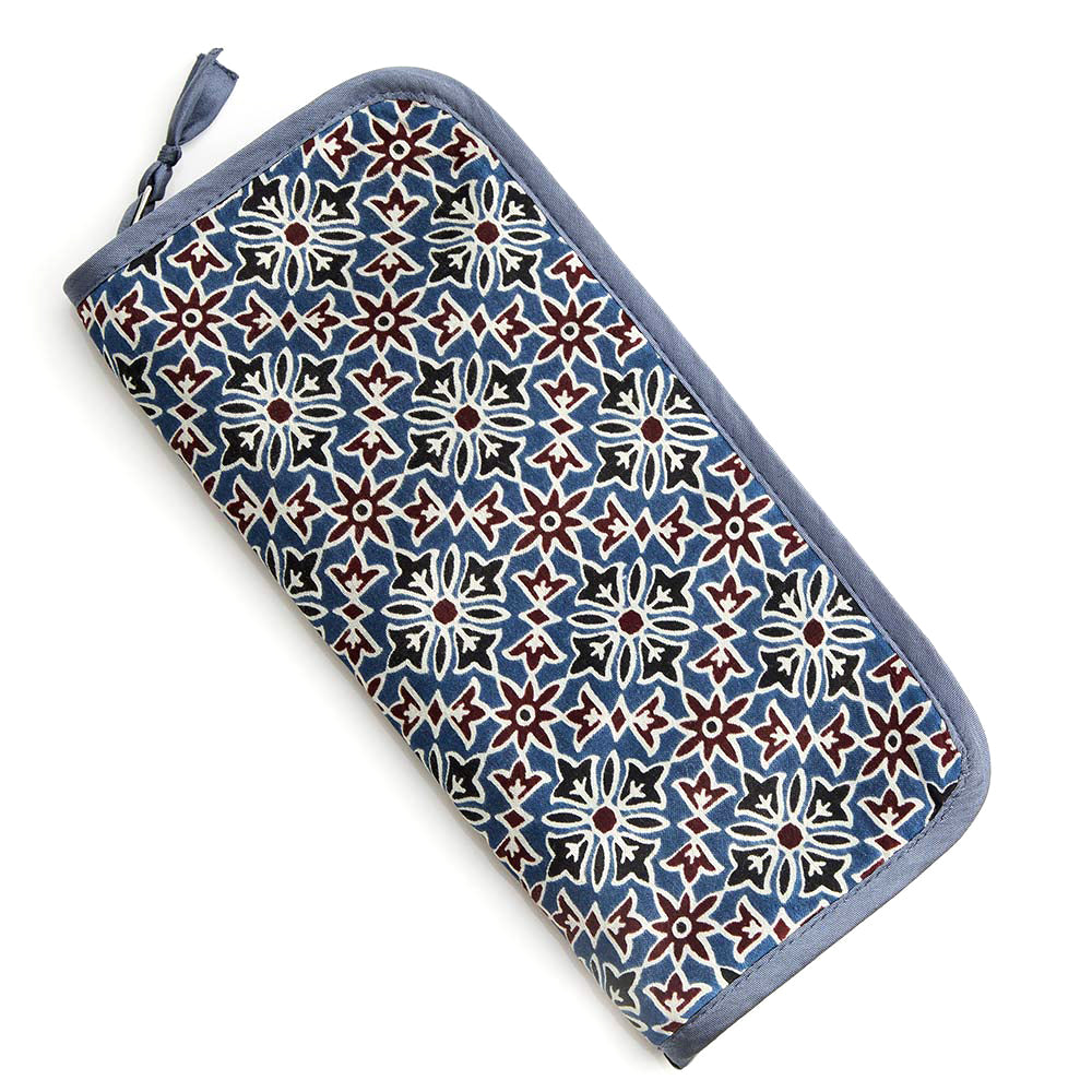 Lantern Moon: Needle Case: Circular: Interchangeable: Empty: Ikat