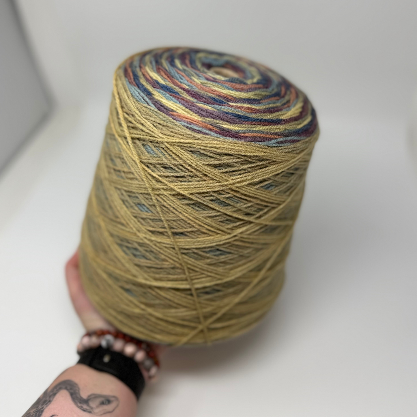 Yarn Outlet Jumbo Cone | 850g | 100% Acrylic
