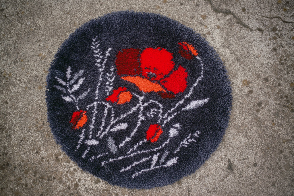 Latch Hook Kit: Rug: Shaped: Poppies