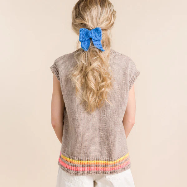 KNITTING PATTERN DOWNLOAD - FREE RED HEART SUPER SAVER HEARTY KNIT VEST PATTERN, XS/S