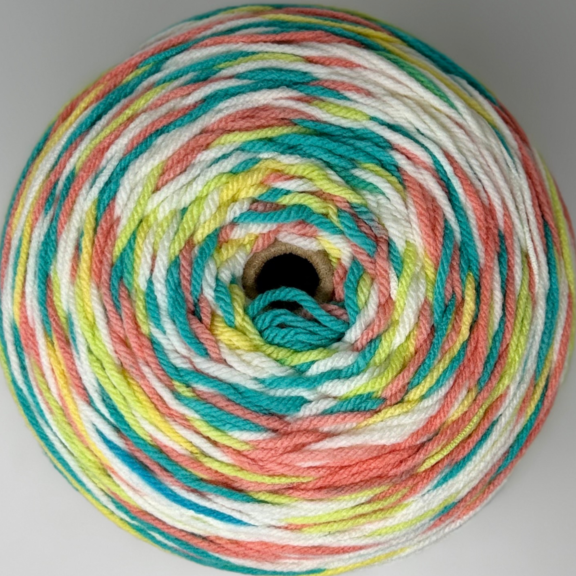 Yarn Outlet Jumbo Cone | 850g | 100% Acrylic
