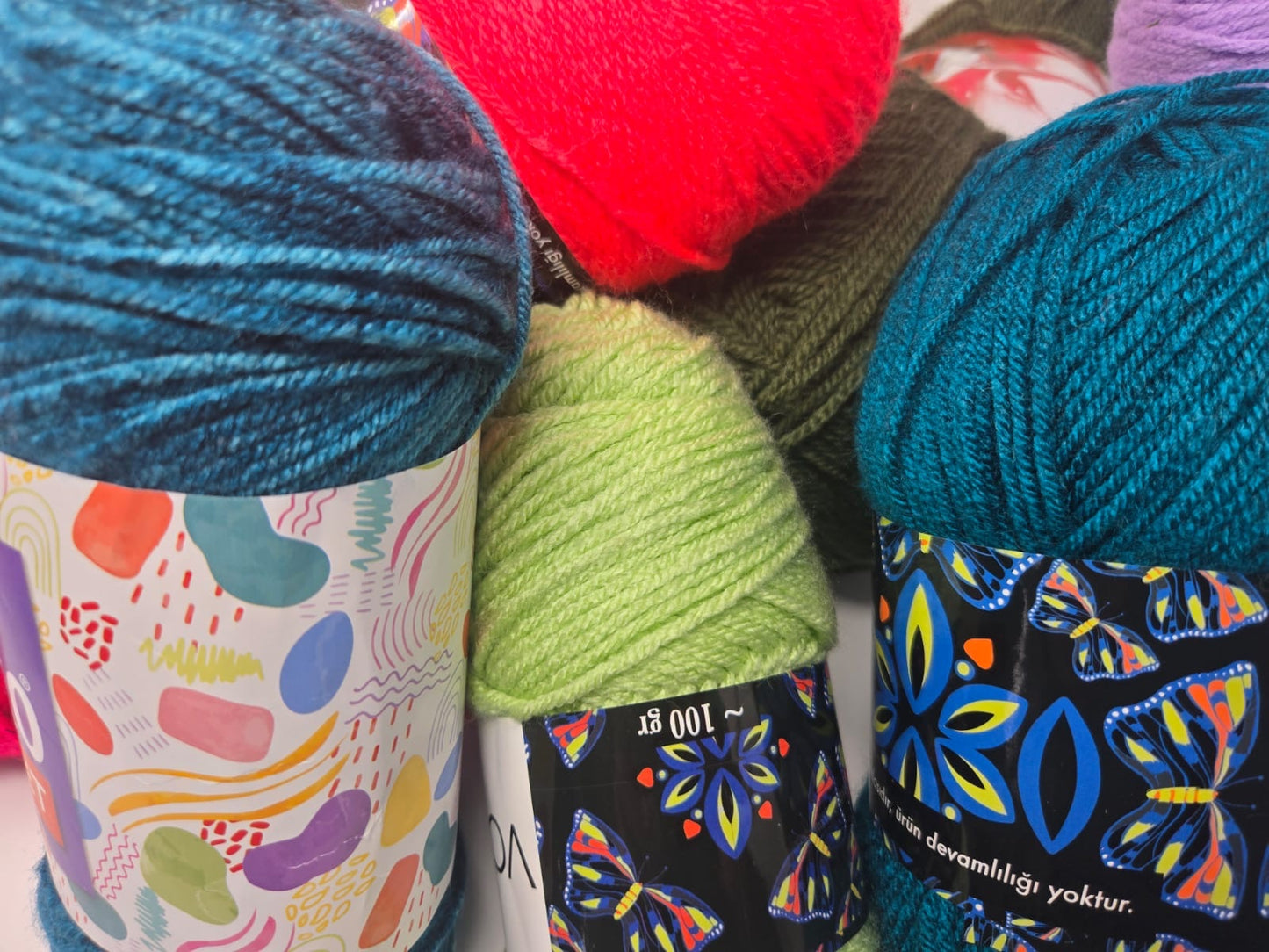 SPRING MEGA OFFER - Mystery Yarn Box - 3kg of Assorted Yarns