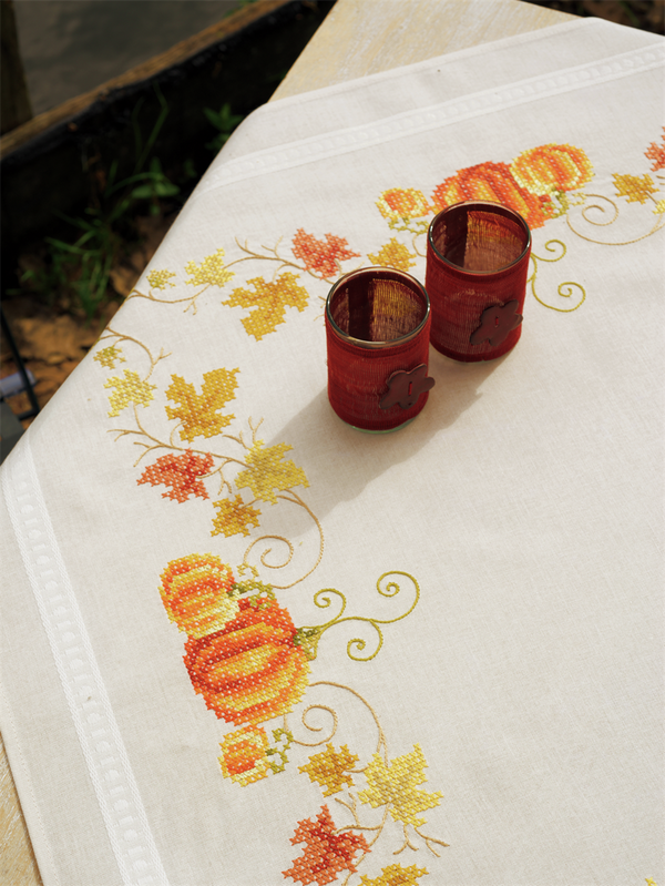 Vervaco Embroidery Tablecloth: Pumpkins PN-0147423