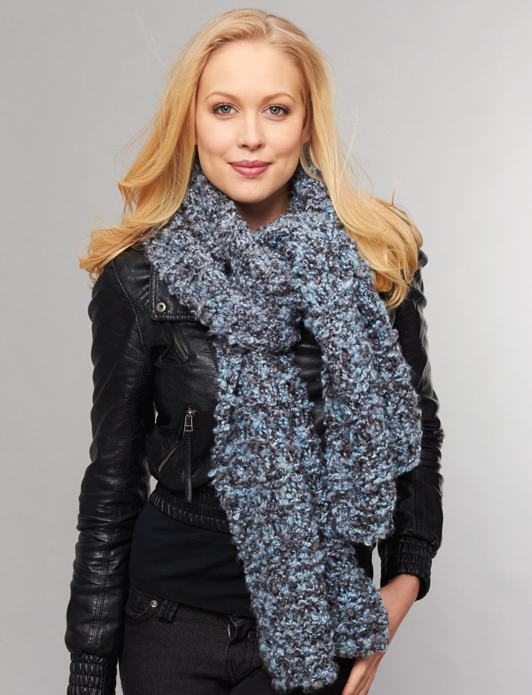 KNITTING PATTERN - Bernat Soft Boucle Scarf
