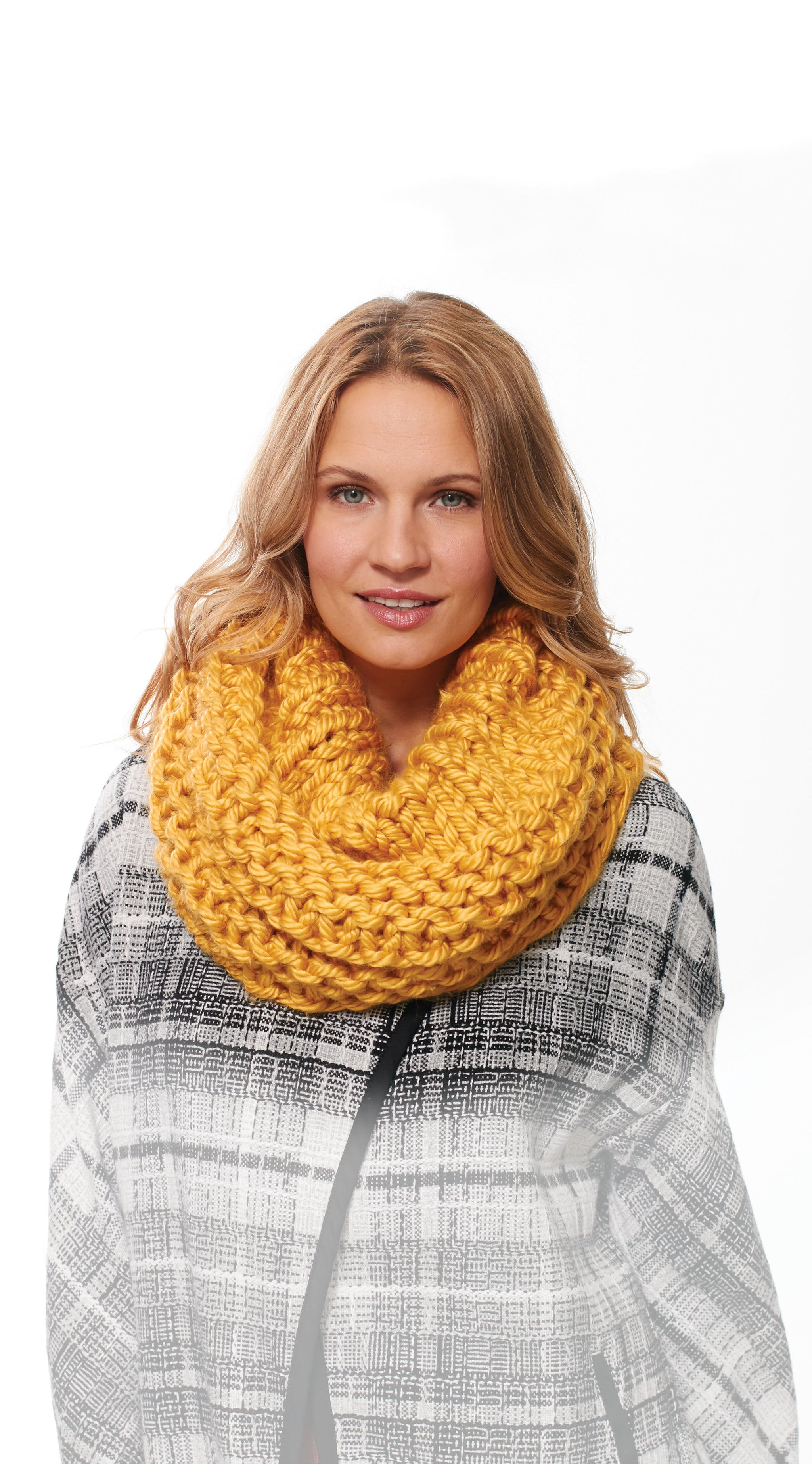 KNITTING PATTERN - Mega Cowl