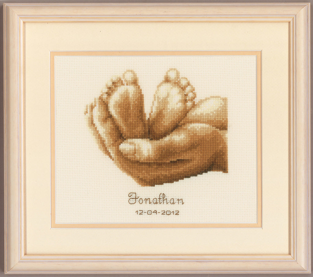 Vervaco Cross Stitch Kit Baby's Foot 14ct PN-0011669
