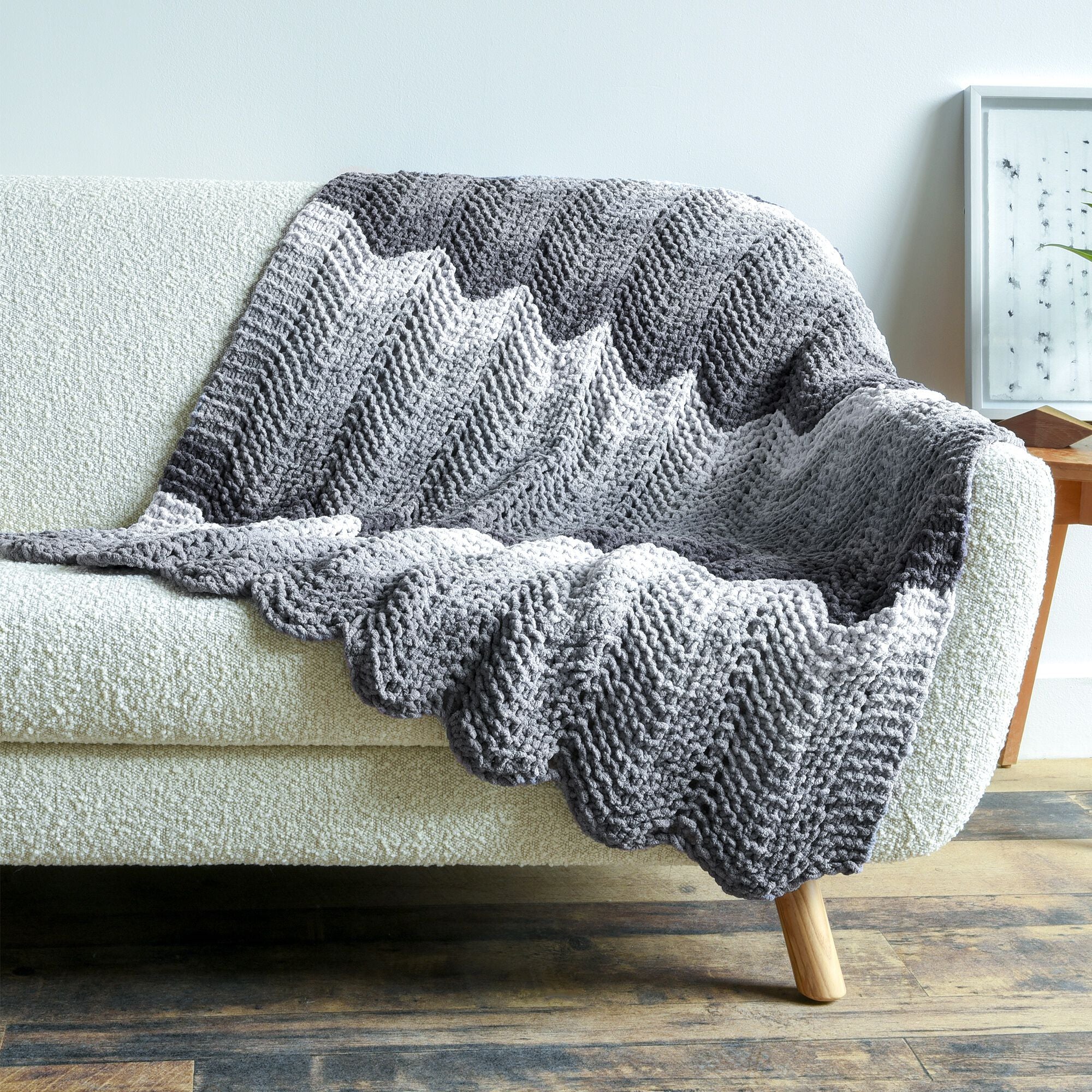 KNITTING PATTERN DOWNLOAD - Bernat Knit Beginner Chevron Blanket