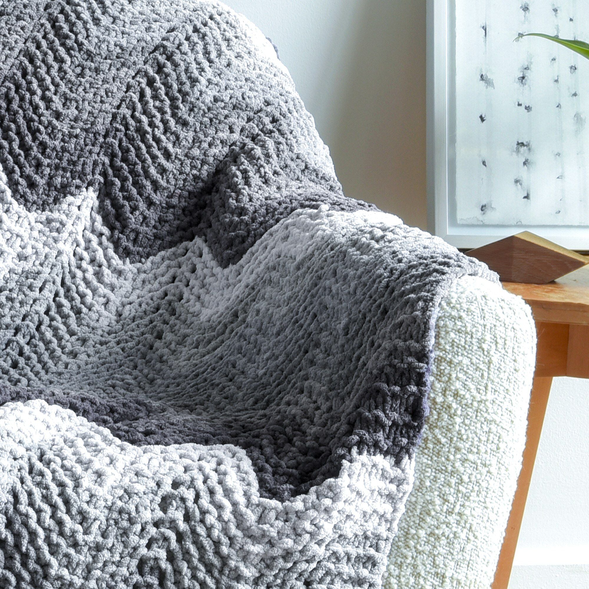 KNITTING PATTERN DOWNLOAD - Bernat Knit Beginner Chevron Blanket
