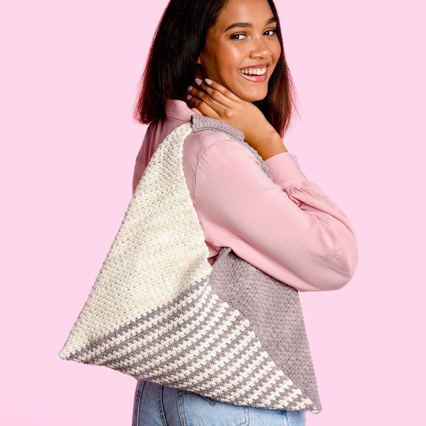 CROCHET KIT - Caron Angel Cakes Crochet Triangle Tote Bag