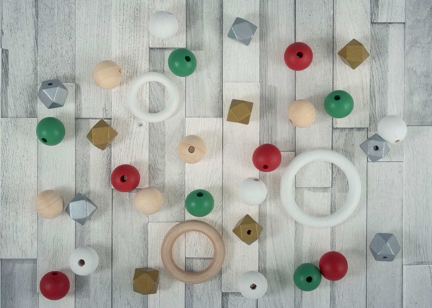 Macramé Wooden Accessories Starter Pack: Christmas: 33 Pieces