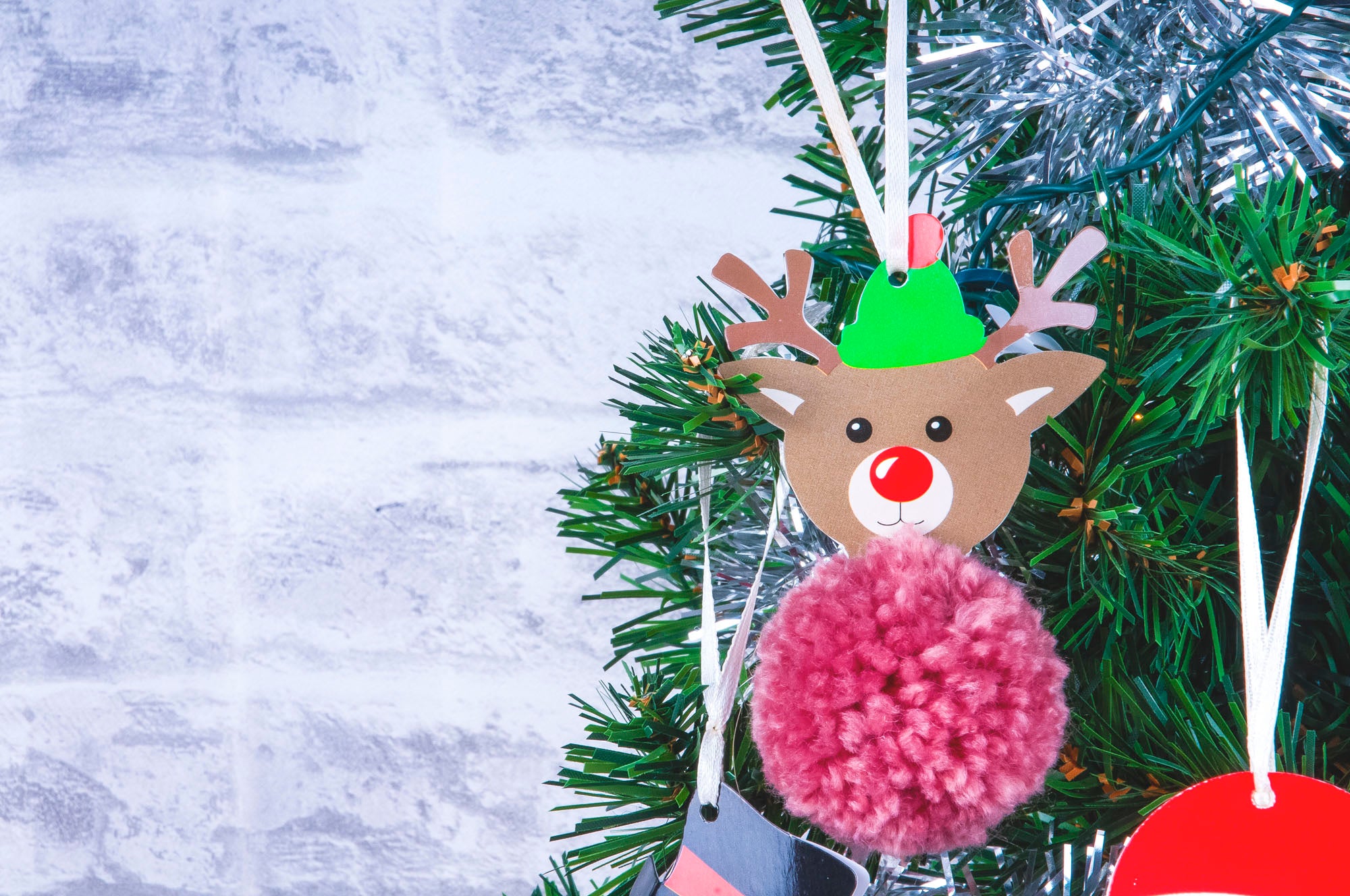 Pom Pom Decoration Kit: Christmas: Reindeer