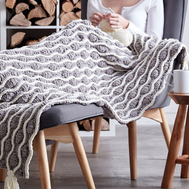 KNITTING PATTERN DOWNLOAD - Trellis & Tassles Knit Afghan