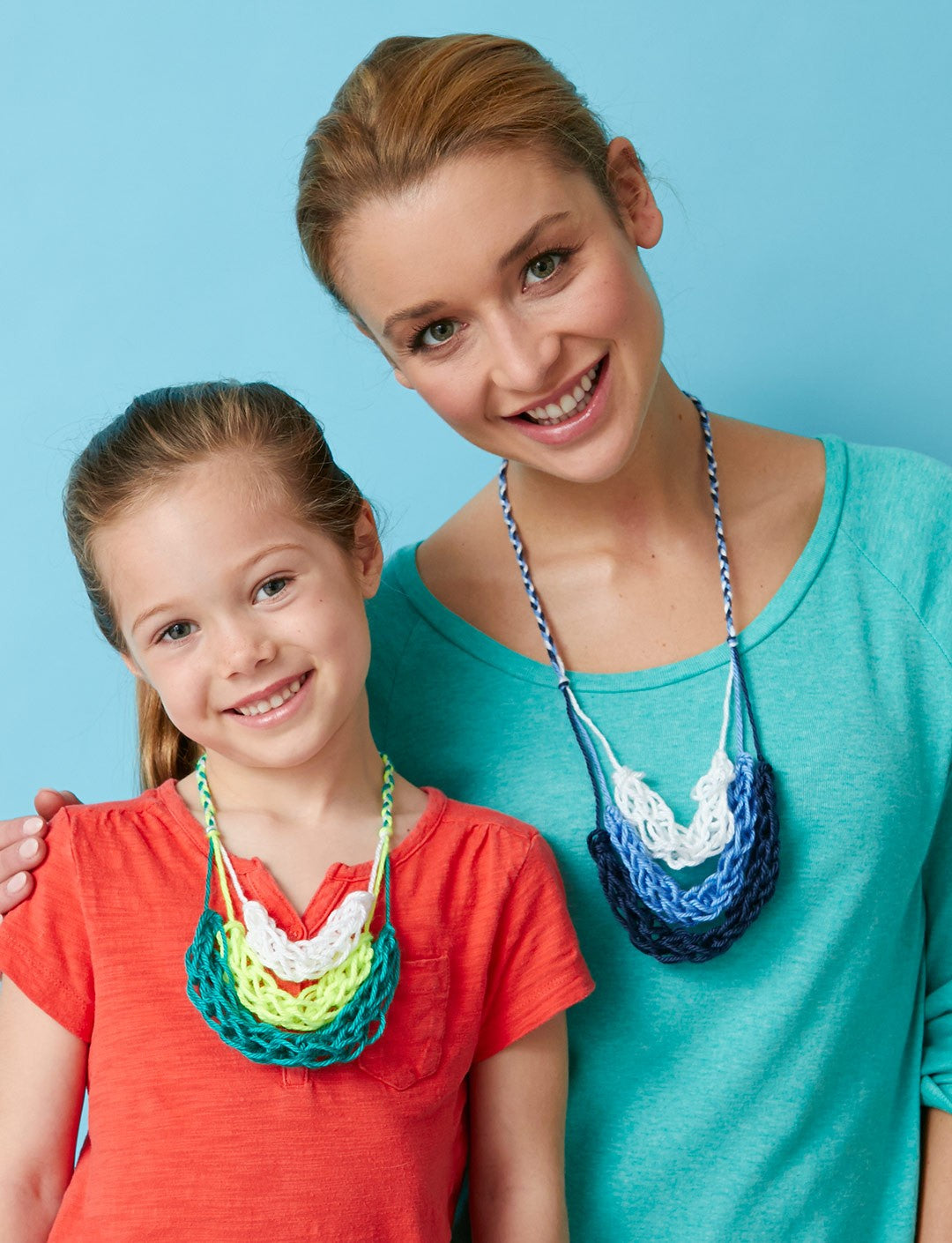 KNITTING PATTERN - Caron - Finger Knitting Necklace