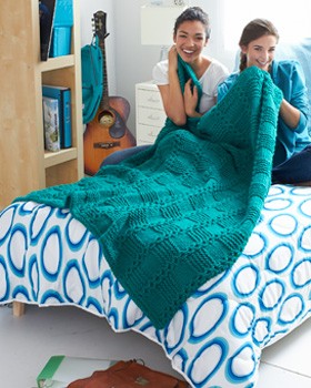 KNITTING PATTERN - Bernat Softee Chunky Garter Blocks Blanket