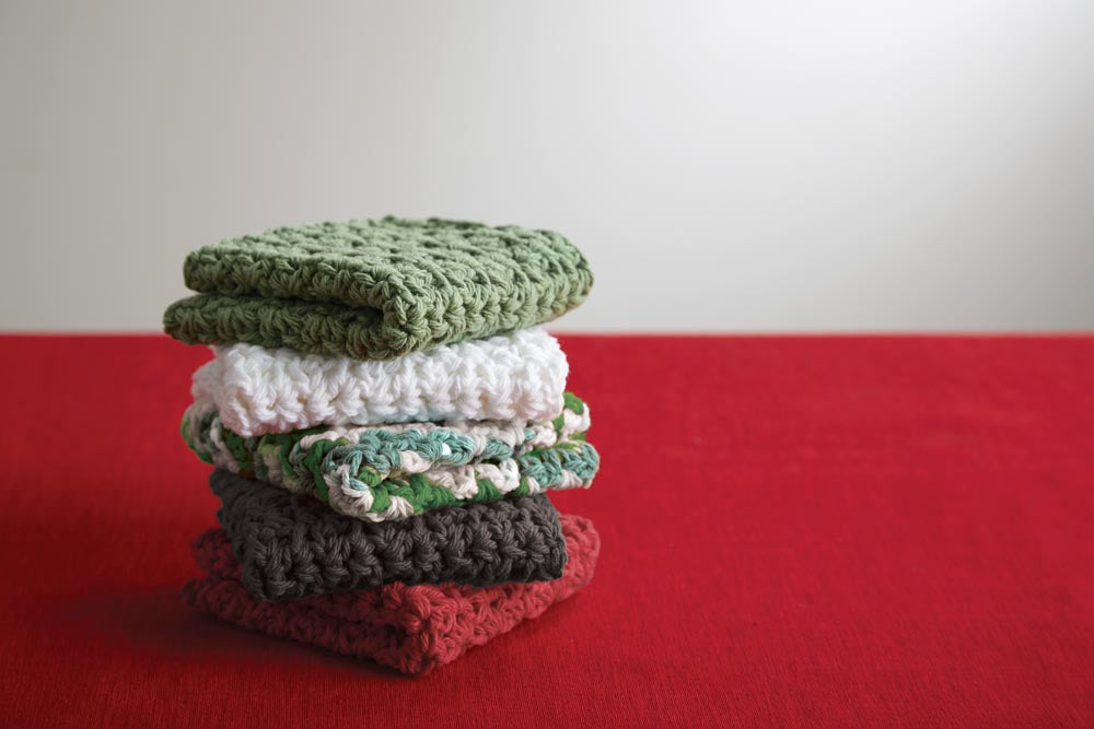 CROCHET BOOK - Lily Sugar 'N Cream Let's Dish