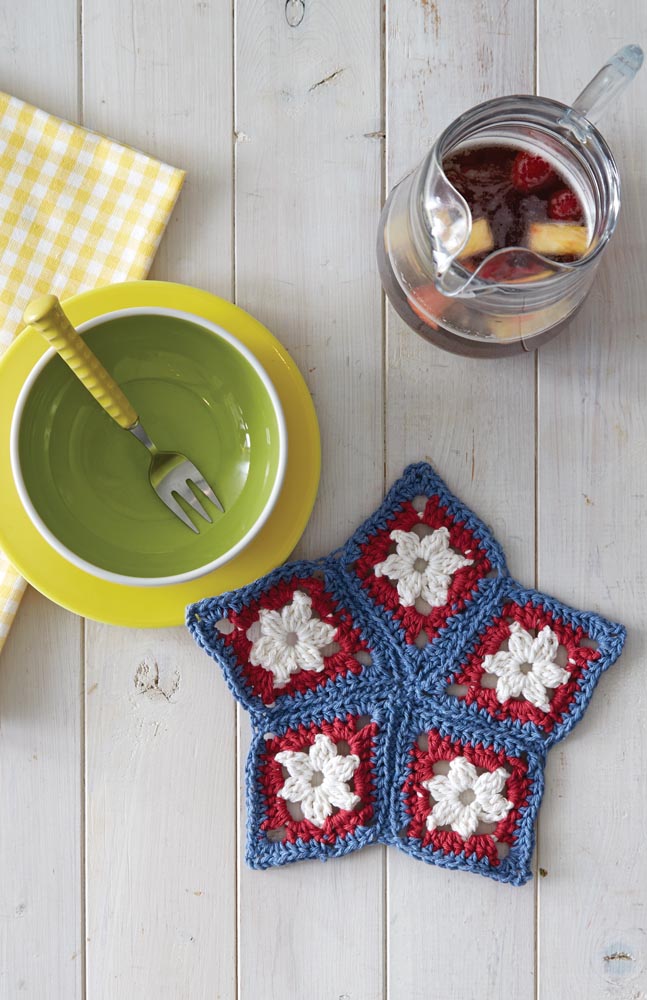 CROCHET BOOK - Lily Sugar 'N Cream Let's Dish