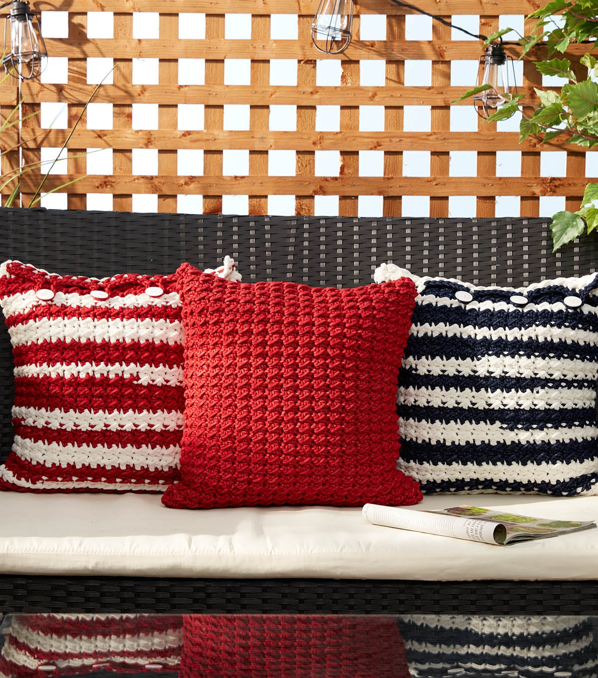 CROCHET PATTERN - Bernat® Maker Outdoor™ NAUTICAL STRIPE CROCHET PILLOWS