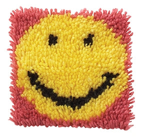 Wonderart Smile Latch Hook Rug Kit 8" x 8"