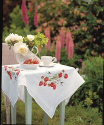 Anchor Tablecloth Kit Strawberries ETW16
