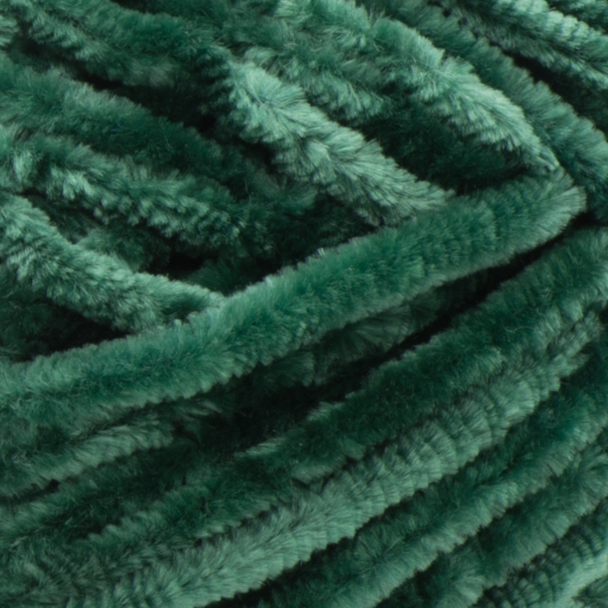 CROCHET KIT - Bernat Velvet Valentine Crochet Bear