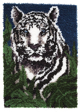 Wonderart White Tiger Latch Hook Rug Kit 24" x 34"